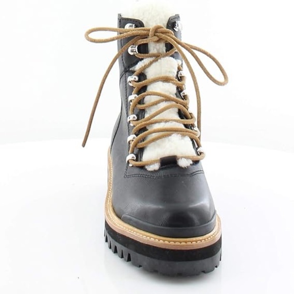 New, Marc Fisher LTD Women's Izzie Ankle Boot, Size 5.5 - Picture 2 of 8